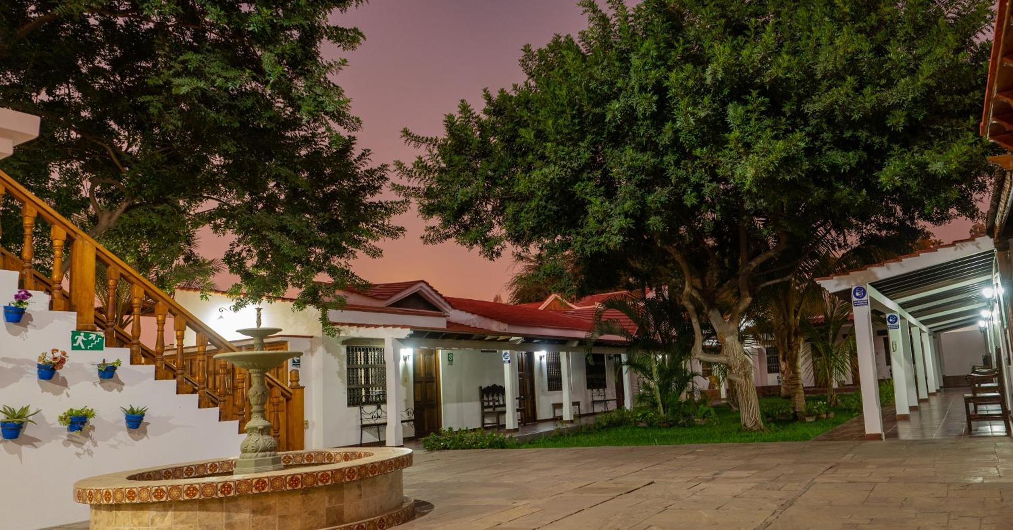 Hotel El Huarango Ica Bagian luar foto