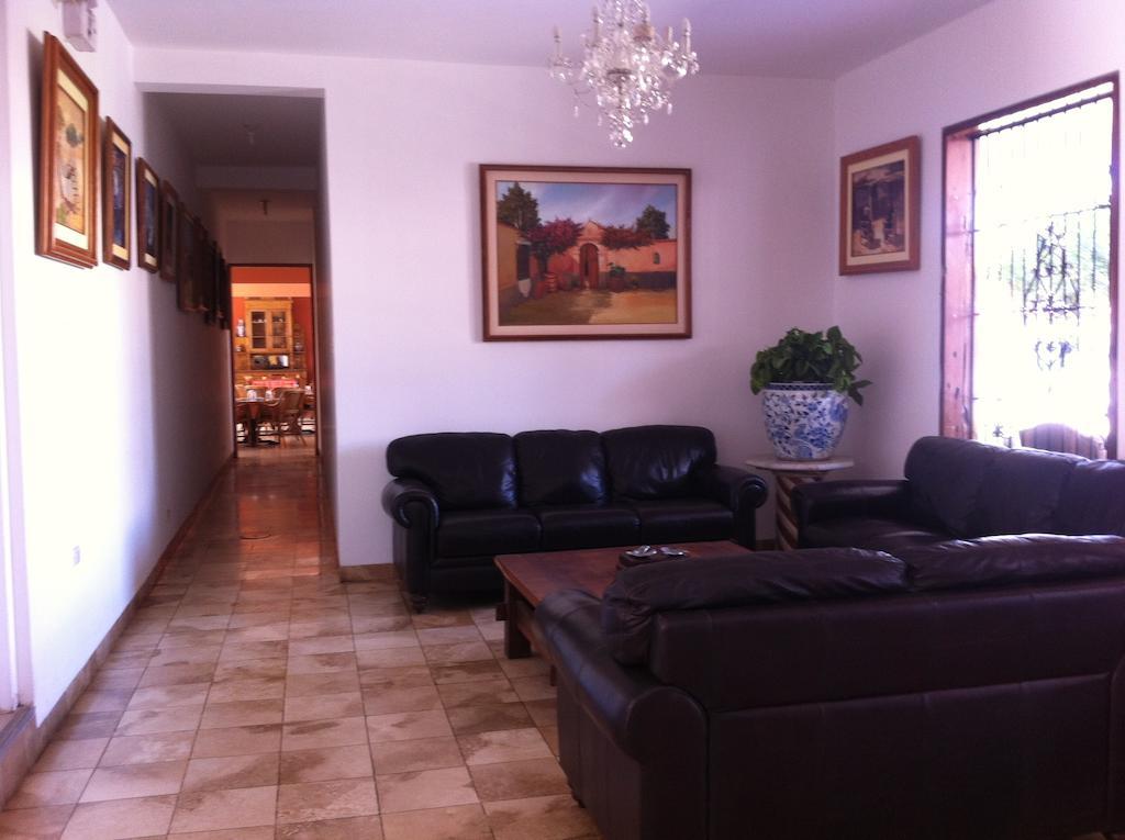 Hotel El Huarango Ica Bagian luar foto