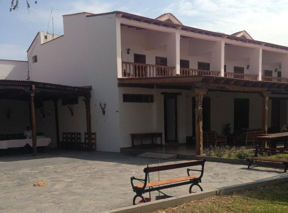 Hotel El Huarango Ica Bagian luar foto